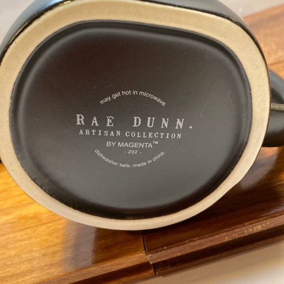 RAE DUNN | “TEACHER” Mug {1 Available} - Picture 5 of 8